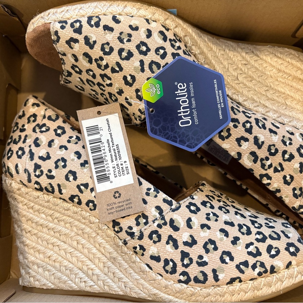 TOMS Women’s Peep Toe Wedge - BNIB